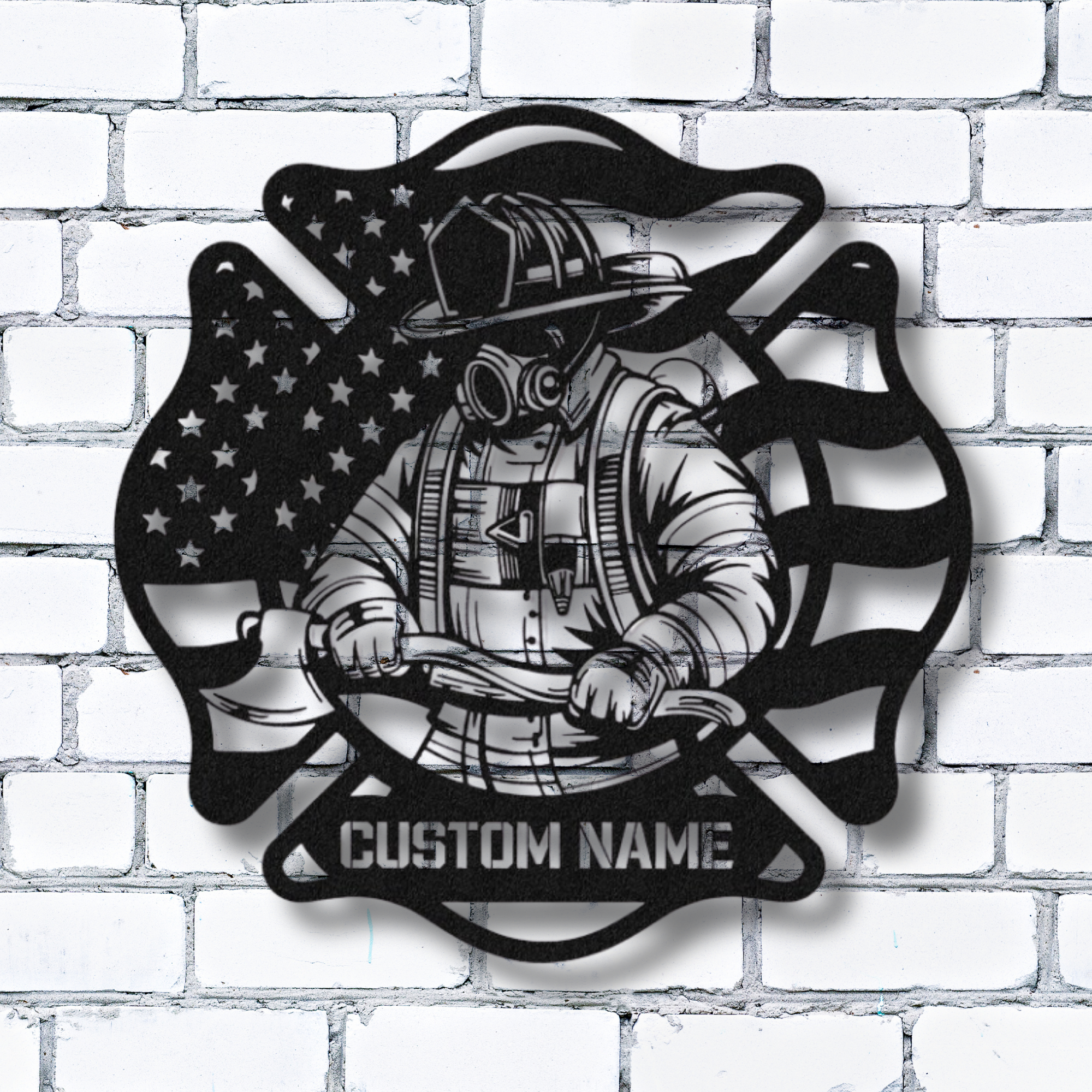 Feuerwehrmaske mit gekreuzten Äxten – Individuelles Namensschild aus Metall – Personalisierte Wanddekoration