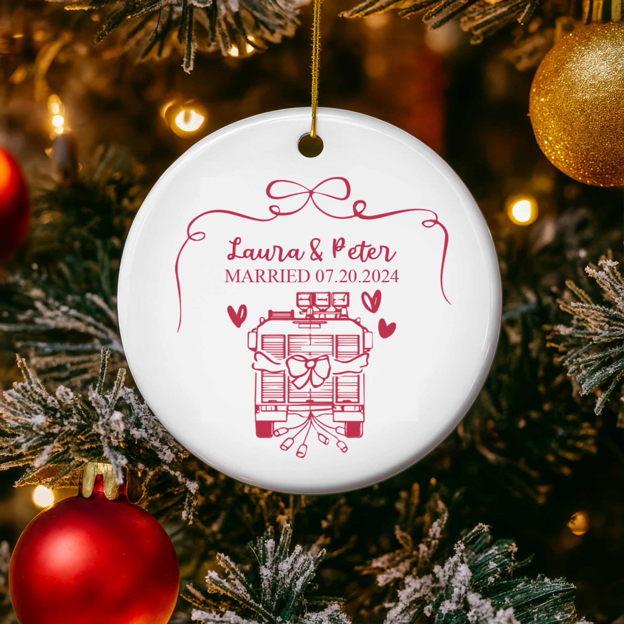 Ornement de mariage personnalisé sur le thème des pompiers - Camion de pompiers personnalisé avec les noms du couple et la date