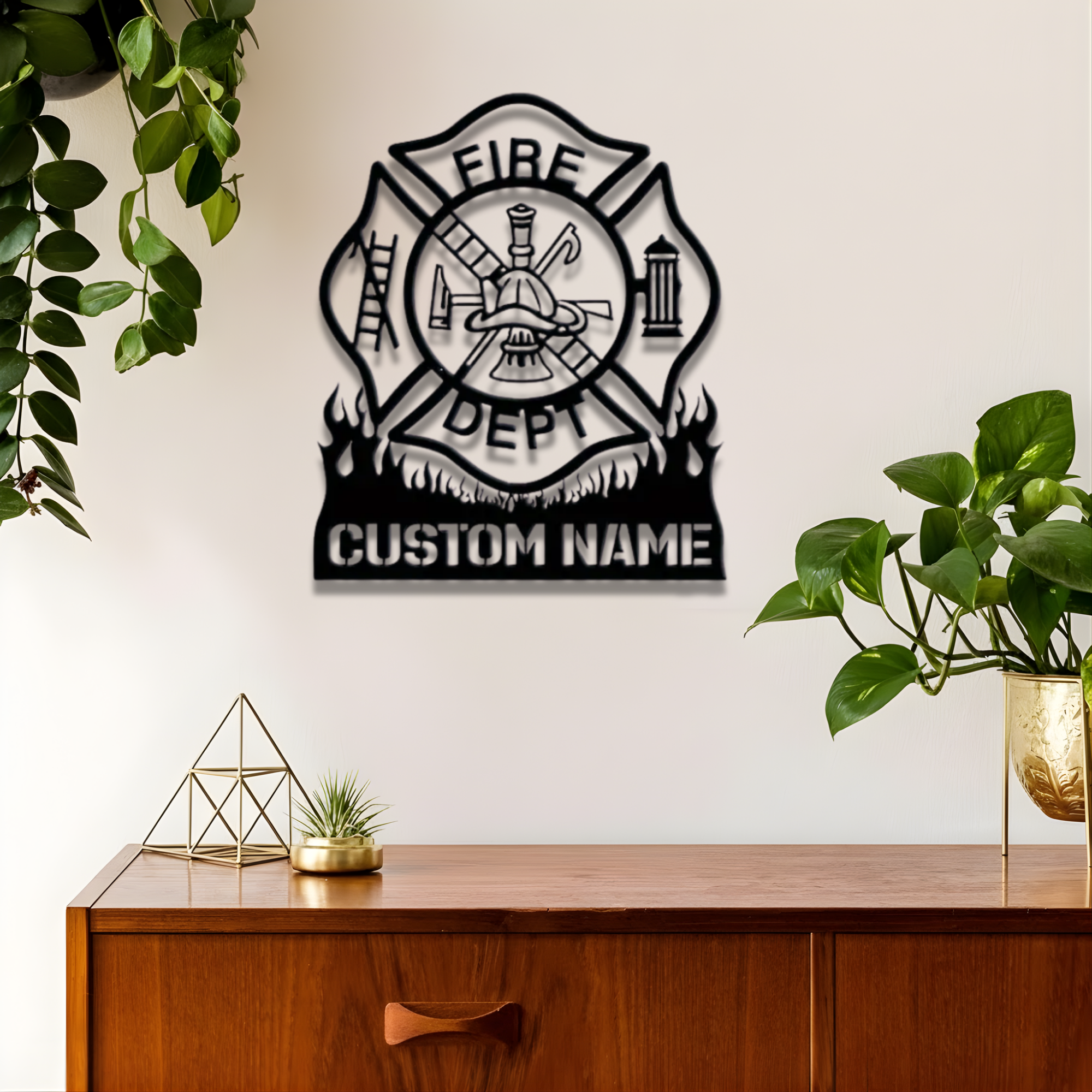Feuerwehr-Malteserkreuz-Metallschild mit individuellem Namen – Personalisierte Wanddekoration für die Feuerwehr