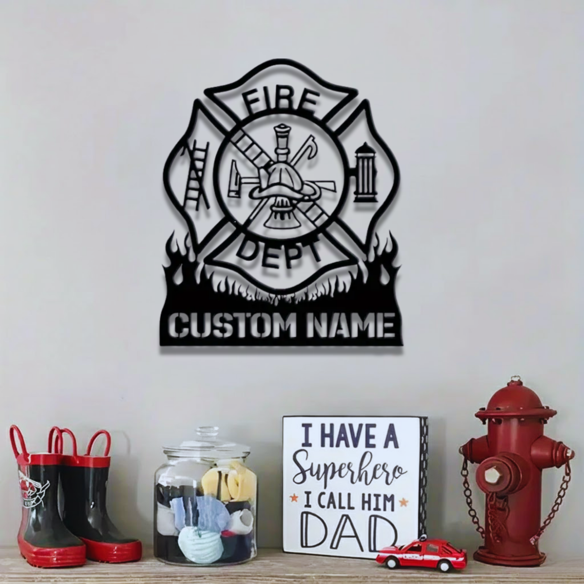 Feuerwehr-Malteserkreuz-Metallschild mit individuellem Namen – Personalisierte Wanddekoration für die Feuerwehr